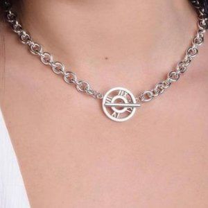 Tiffany & Co. Atlas Toggle necklace